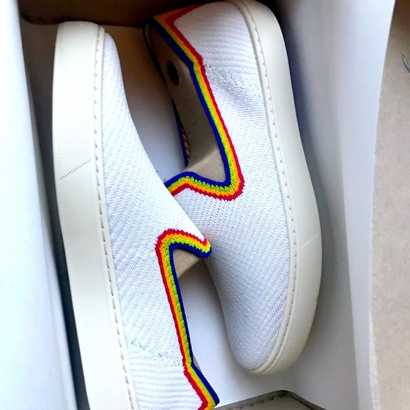 *Limited Edition* Rothy's The Sneaker
WHITE RAINBOW SIZE: 9.5 - Picture 5 of 8